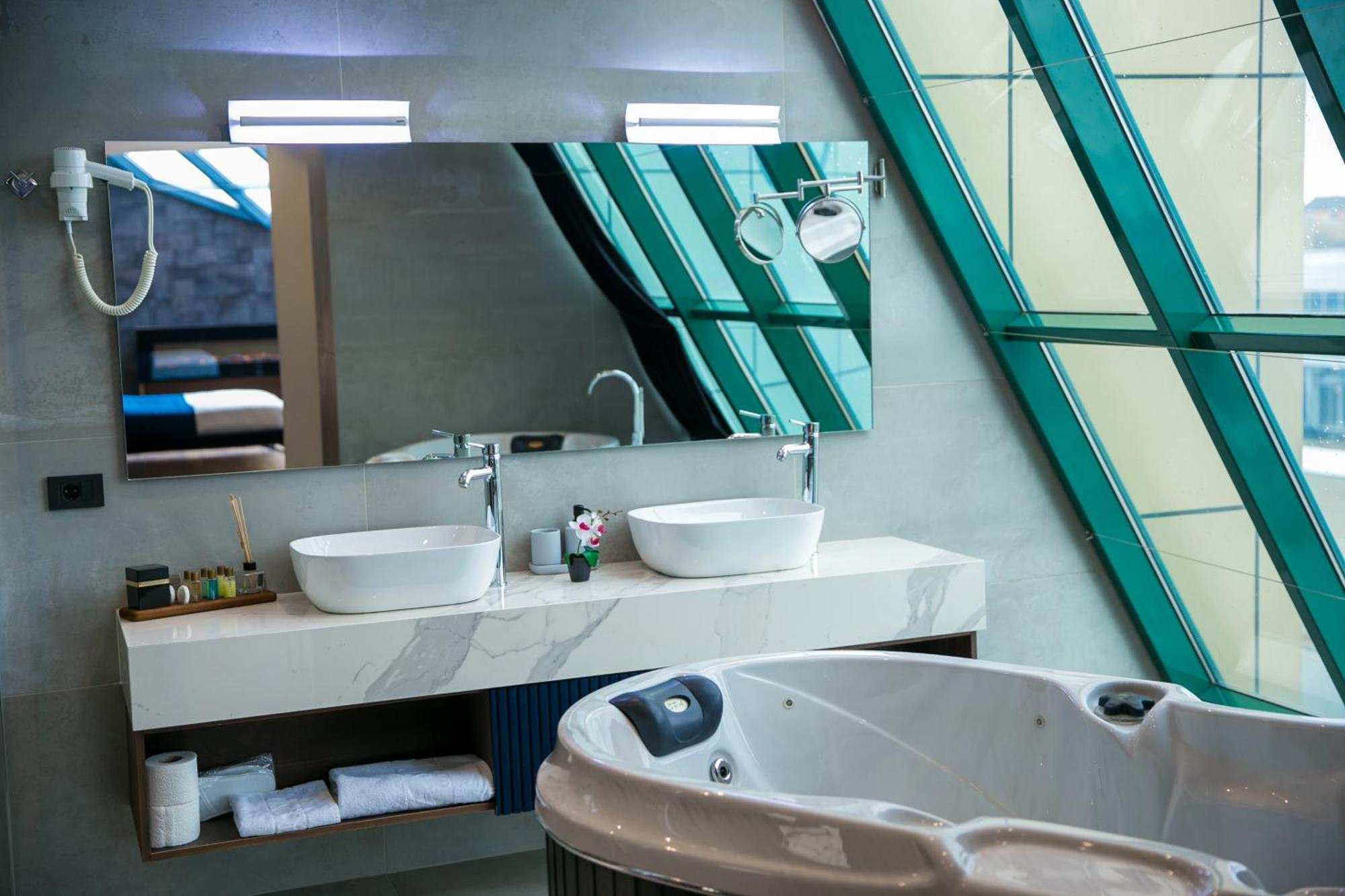 Astoria Luxury & Spa Gjilan Zewnętrze zdjęcie