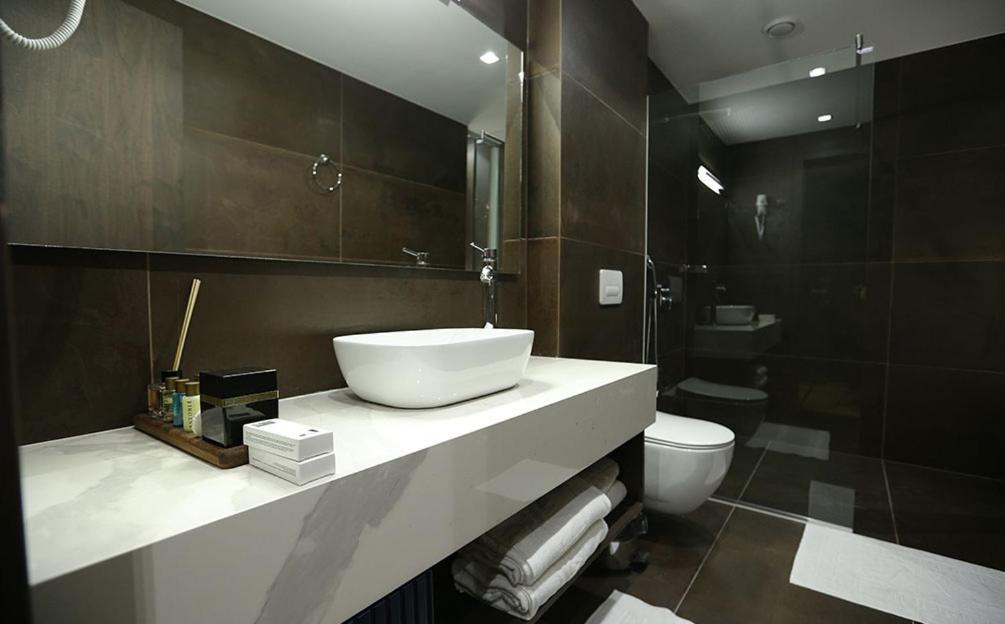 Astoria Luxury & Spa Gjilan Zewnętrze zdjęcie